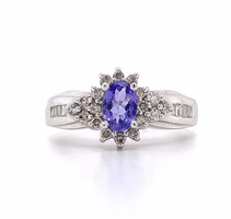  14k White Gold Oval Blue Tanzanite With Round & Baguette Diamond Ring 0.25 ctw 