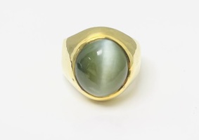  Mystic Enchantress: 14kt Yellow Gold Ring With Gemstone