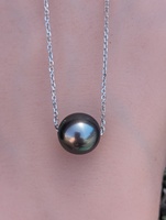 Tahitian Pearl Necklace set in white gold 16.5 inches