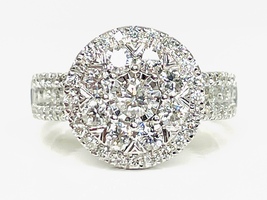  Stunning 14K White Gold 1.50 ctw Diamond Ring Size 7.5