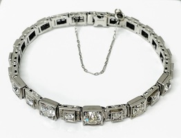  Elegant Fusion: Platinum Brilliance 14kt White Gold Vintage Bracelet 3.5 ctw