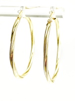  Serve In Every Look: 18K Yellow Gold Hoop Earrings
