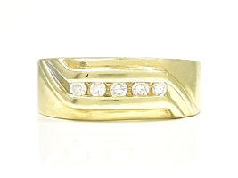 Divine Elegance: 14K Yellow Gold .10 ctw Diamond Ring Size 6.5
