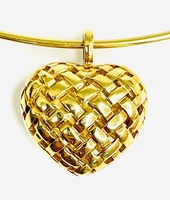 Tiffany & Co 18KT Yellow Gold Vannerie Basket Weave Heart Choker