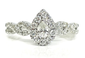  Captivating 14KT White Gold Diamond Ring