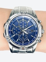 Keeping It Classy: Seiko Solar Chronograph Men's Watch