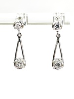 Classic Sophistication: Platinum 0.900% .15 ctw Diamond Earrings