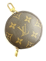 Understated Luxury: Louis Vuitton Monogram Round Coin Purse